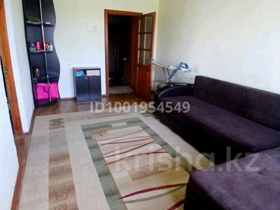 2-бөлмелі пәтер · 45 м² · 5/5 қабат, Абая 129 — Рядом с Обл. Акимат , в золотом квадрате, бағасы: 15.5 млн ₸ в Таразе