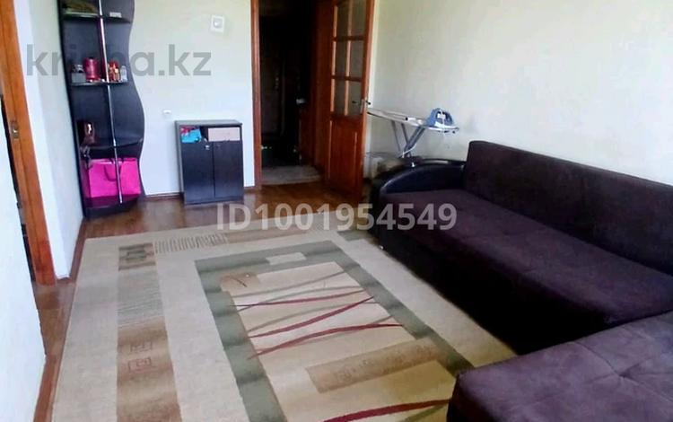 2-бөлмелі пәтер · 45 м² · 5/5 қабат, Абая 129 — Рядом с Обл. Акимат , в золотом квадрате, бағасы: 15.5 млн ₸ в Таразе — фото 2