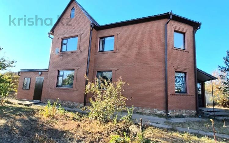 Отдельный дом · 5 комнат · 240.1 м² · 10 сот., Мичурина, Придорожная за 70 млн 〒 в Уральске — фото 2