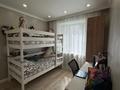 3-комнатная квартира · 65 м² · 3/5 этаж, Майкудук, Мкр Восток-3 17 за 30 млн ₸ в Караганде, Алихана Бокейханова р-н — фото 63