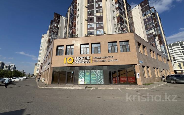 Свободное назначение, офисы, магазины и бутики, склады, общепит, салоны красоты, фитнес и спорт, медцентры и аптеки, образование, развлечения, конференц-залы, кабинеты и рабочие места, студии · 1150 м² за ~ 9.8 млн ₸ в Астане, Нура р-н — фото 2
