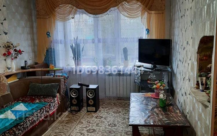 2-комнатная квартира · 42.43 м² · 2/5 этаж, Сейфуллина 21 — Супермаркет Дина за 6 млн 〒 в Алге — фото 2