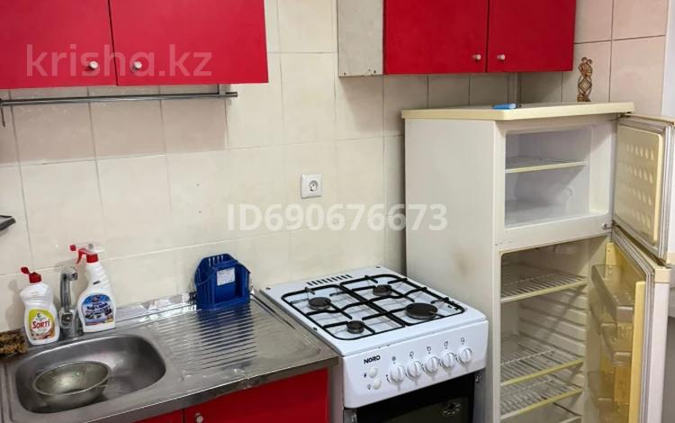 1 комната · 32 м² · 5/5 этаж, мкр Мамыр, П. Мамыр,м-он Таугуль 11 за 200 000 ₸ в Алматы, Ауэзовский р-н — фото 2