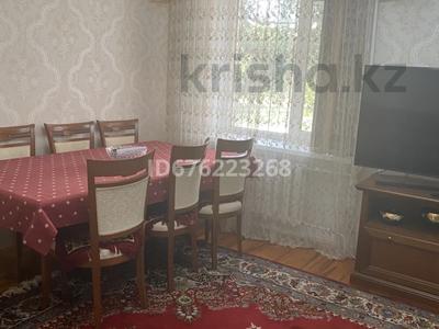 4-бөлмелі пәтер · 100 м² · 2/5 қабат, Азаттык 75, бағасы: 40 млн ₸ в Атырау