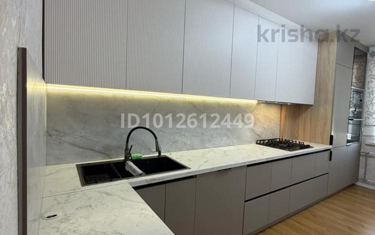 3-бөлмелі пәтер · 88.2 м² · 10/10 қабат, 12 ш/а. 45д — Life style, бағасы: 27.5 млн ₸ в Актобе, мкр 12 — фото 53