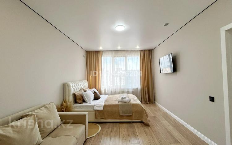 1-комнатная квартира · 40 м² · 10/16 этаж, Толе би 24 за 14 000 ₸ в Астане, Нура р-н — фото 2