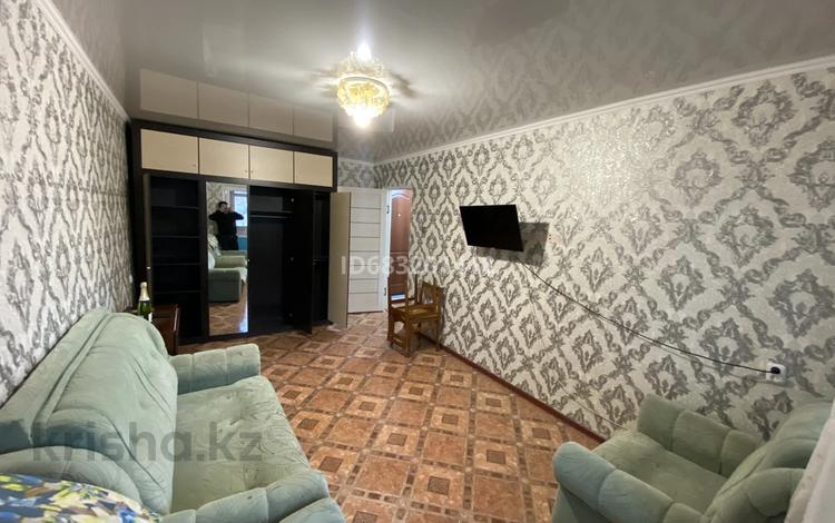1-комнатная квартира · 36 м² · 2/5 этаж, Есенберлина 37 за 125 000 ₸ в Жезказгане — фото 2