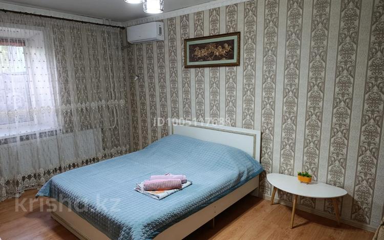 1-комнатная квартира · 40 м² · 1/9 этаж, Жаяу-Мусы 7Б за 10 000 ₸ в Павлодаре — фото 2