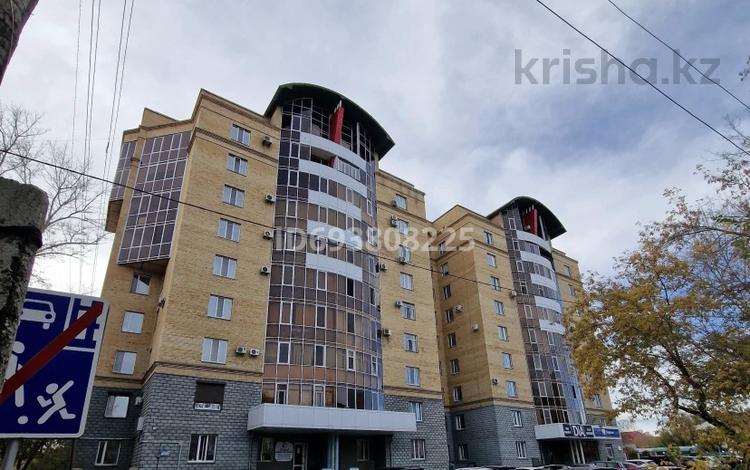 3-бөлмелі пәтер, 90 м², 5/9 қабат, мкр Новый Город, Мкр Новый Город Аханова 58, бағасы: 62 млн 〒 в Караганде, Казыбек би р-н — фото 9