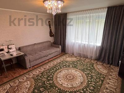 3-бөлмелі пәтер · 54.7 м² · 3/9 қабат, 6 микрорайон, бағасы: 9.5 млн ₸ в Темиртау
