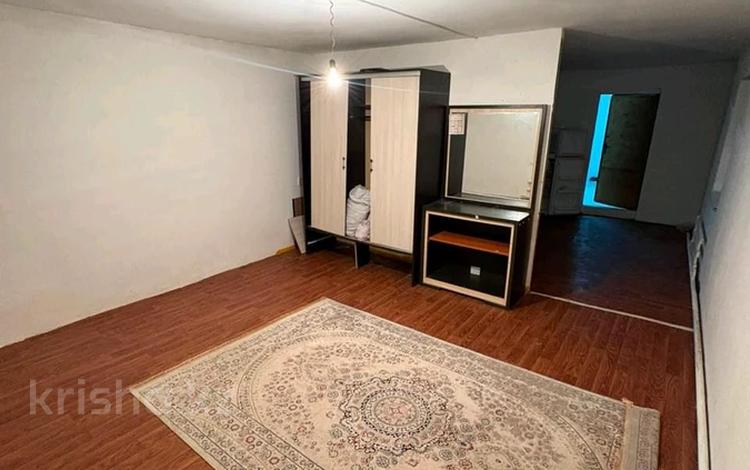 1-комнатная квартира · 50 м² · 2/2 этаж, Жарокова 24 за 70 000 ₸ в Уральске — фото 2