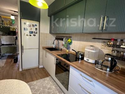 3-бөлмелі пәтер · 59.4 м² · 5/5 қабат, Михайловка ш/а., Касыма Аманжолова 55, бағасы: 31 млн ₸ в Караганде, Казыбек би р-н