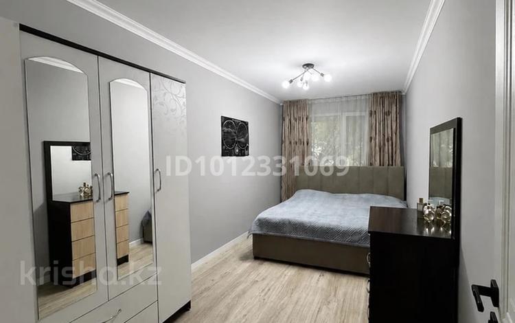 3-комнатная квартира · 58.5 м² · 1/4 этаж, 11-й мкр. 14 за 42 млн ₸ в Алматы, Ауэзовский р-н — фото 2