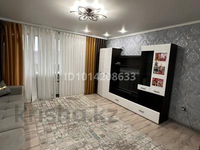 2-комнатная квартира · 65 м² · 3/10 этаж, Ермекова 106/6 за 300 000 ₸ в Караганде, Казыбек би р-н