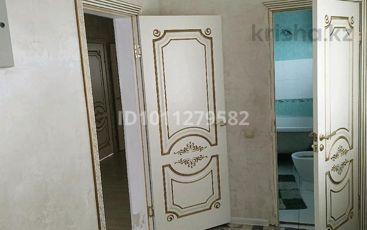 Отдельный дом · 3 комнаты · 100 м² · 7.5 сот., пгт Балыкши, Сарымолда досмухаммедова 10 за 19 млн ₸ в Атырау — фото 2