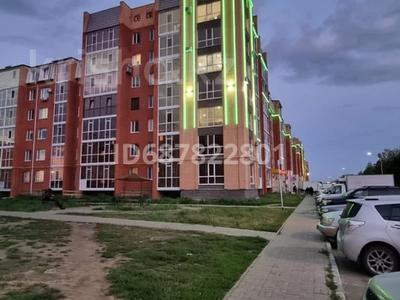 3-бөлмелі пәтер · 102.7 м² · 4/7 қабат, Юбилейный 21-22 — Назарбаева, бағасы: 45 млн ₸ в Костанае
