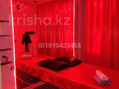 2-комнатная квартира · 50 м² · 4/15 этаж, 14-й мкр 84 за 15 000 〒 в Актау