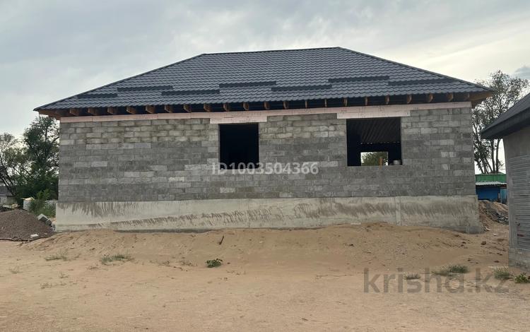 Отдельный дом · 4 комнаты · 130 м² · 8 сот., 10 мкр 19 — улица Кокжиек за 25 млн 〒 в Конаеве — фото 2