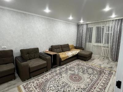 3-комнатная квартира, 62 м², 4/5 этаж, Камзина 174 — Парк Металлургов за 19.5 млн 〒 в Павлодаре