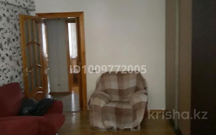 2-бөлмелі пәтер · 50 м² · 2/5 қабат, Карасай Батыра 25 — Карасай Батыра уг пр Достык, бағасы: 450 000 ₸ в Алматы, Медеуский р-н — фото 2