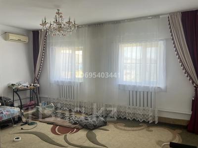 Продажа домов и дачи в Атырауской обл.: Отдельный дом · 4 комнаты · 108 м² · 5 сот., Танқыбаева 52 — Абдрахманова за 20.5 млн 〒 Отдельный дом · 4 комнаты · 108 м² · 5 сот., Танқыбаева 52 — Абдрахманова за 20.5 млн 〒 в Атырау