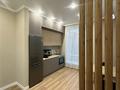 1-комнатная квартира · 55 м² · 7/10 этаж, мкр Юго-Восток 17 за 280 000 ₸ в Караганде, Казыбек би р-н — фото 2