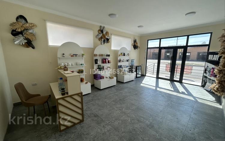 Свободное назначение · 60 м² за 350 000 ₸ в Атырау, мкр. Алмагуль — фото 2