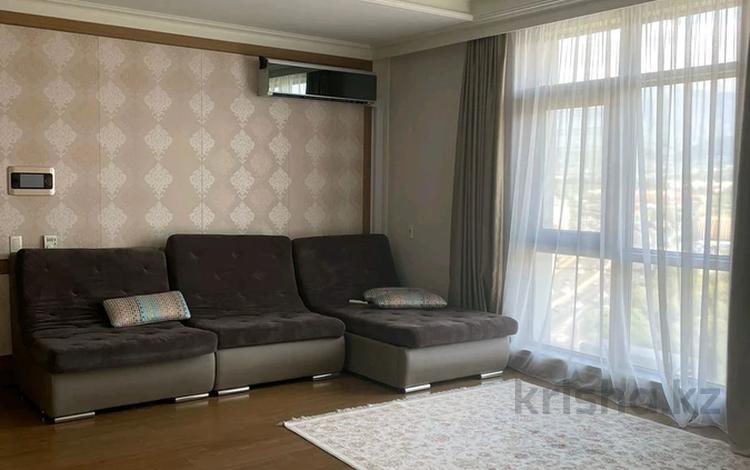 3-комнатная квартира, 100 м², 13/18 этаж помесячно, Аскарова 8