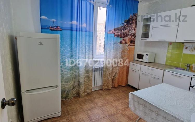 1-комнатная квартира · 36 м² · 5/9 этаж, 4мкр 48 за 10 000 ₸ в Аксае — фото 45