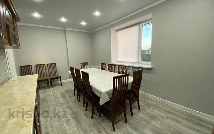 1-бөлмелі пәтер · 56 м² · 1/9 қабат, Айгүл ш/а, придорожная 87, бағасы: 21 млн ₸ в Уральске, мкр Айгуль — фото 2