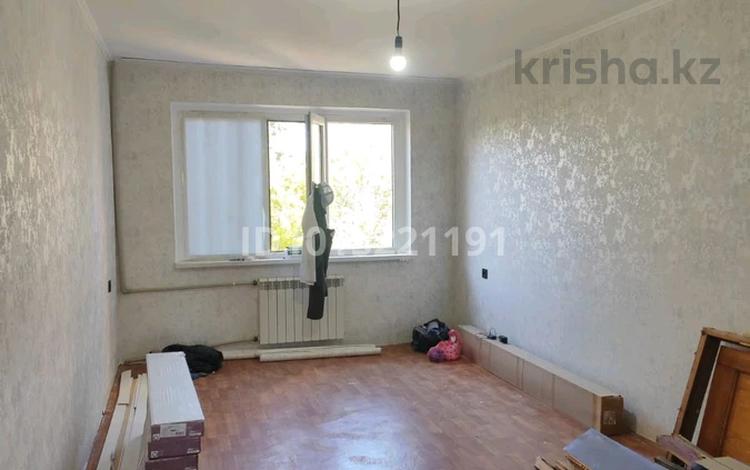 2-бөлмелі пәтер · 56 м² · 4/5 қабат, 12-шағынаудан, Уалиханова 219a, бағасы: 19 млн ₸ в Шымкенте, Енбекшинский р-н — фото 2