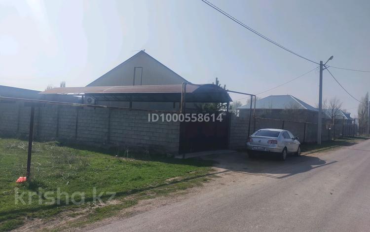 Отдельный дом · 4 комнаты · 102 м² · 23 сот., Береке 20б за 35 млн 〒 в Таразе — фото 2