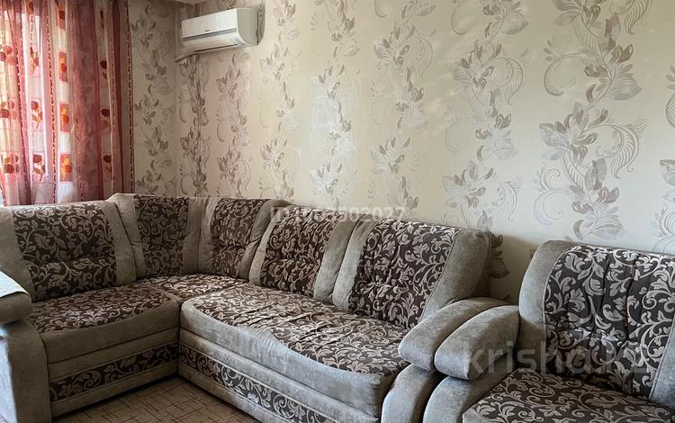 2-комнатная квартира · 52.4 м² · 2/10 этаж, мкр Юго-Восток, Мкр Гульдер 1 — Возле супермаркета Norma за 200 000 ₸ в Караганде, Казыбек би р-н — фото 2
