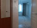 2-комнатная квартира, 480 м², 2/5 этаж по часам, Арбат за 1 500 〒 в Атырау, мкр Привокзальный-5 — фото 7