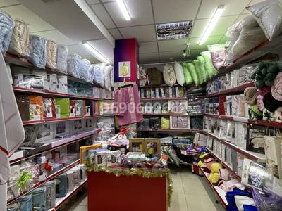 Продаётся действующий готовый бизнес: домашний текстиль и платки, 18 м², бағасы: 4 млн 〒 в Астане, Алматы р-н