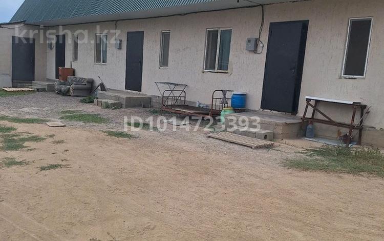6-комнатная квартира · 120 м² · 1 этаж, Астана. за 16 млн ₸ в Береке — фото 2