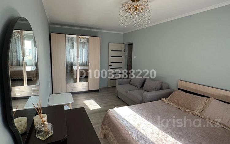 1-бөлмелі пәтер · 31.3 м² · 5/5 қабат, 13-й микрорайон, 13-й микрорайон 200A, бағасы: 14.6 млн ₸ в Шымкенте, Енбекшинский р-н — фото 2