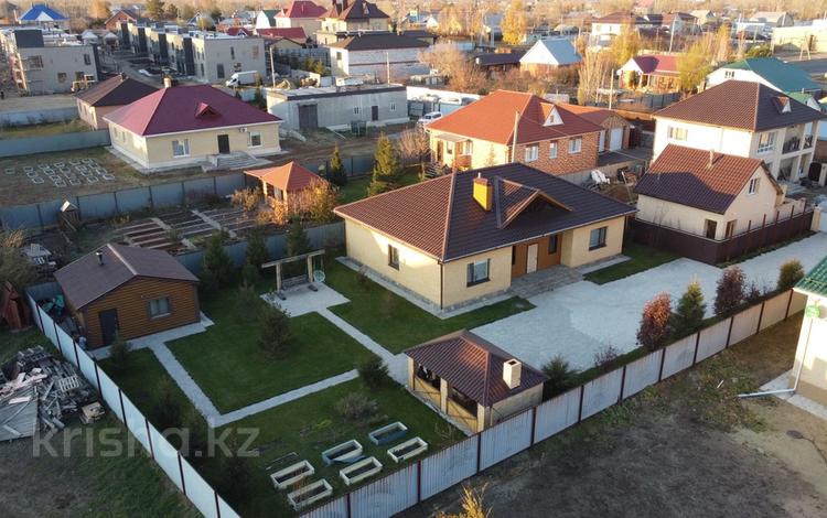 Отдельный дом · 4 комнаты · 160 м² · 12.8 сот., Тепличная 2А за 130 млн 〒 в Костанае — фото 4