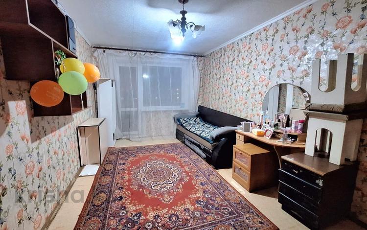 2-бөлмелі пәтер · 44 м² · 4/5 қабат, 15-шағынаудан, бағасы: 9 млн ₸ в Караганде, Алихана Бокейханова р-н — фото 2