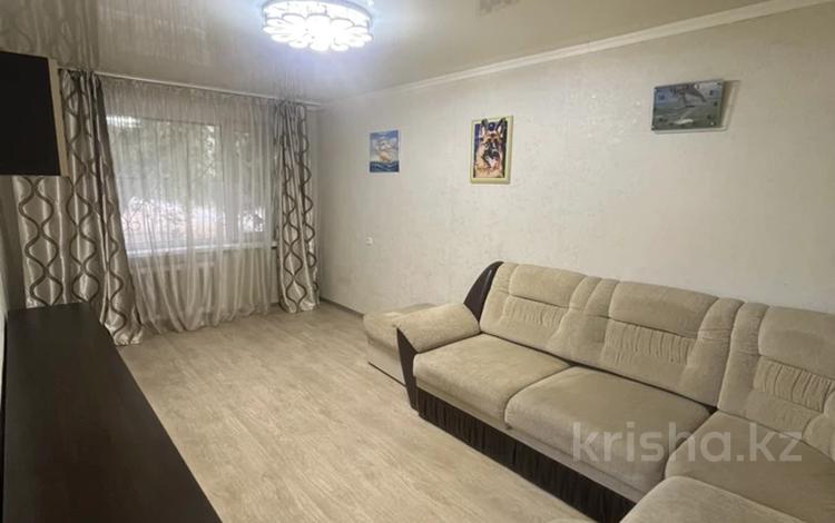 2-комнатная квартира · 53 м² · 1/5 этаж, 8-й микрорайон за 180 000 ₸ в Костанае — фото 2