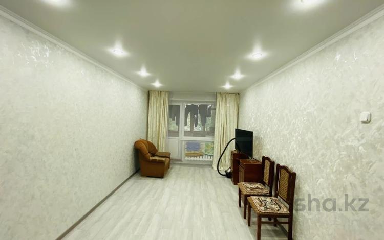 2-комнатная квартира · 45 м² · 2/5 этаж, Майкудук, 16й микрорайон 21 за 11.5 млн ₸ в Караганде, Алихана Бокейханова р-н — фото 4
