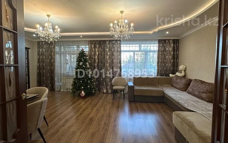 Отдельный дом · 7 комнат · 300 м² · 4 сот., мкр Юго-Восток, Муканова Степной — Муканова за 95 млн ₸ в Караганде, Казыбек би р-н — фото 2