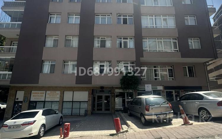 3-комнатная квартира, 120 м², 1/3 этаж, 1027 4/10 — Ilker за 51.5 млн 〒 в Анкаре — фото 2