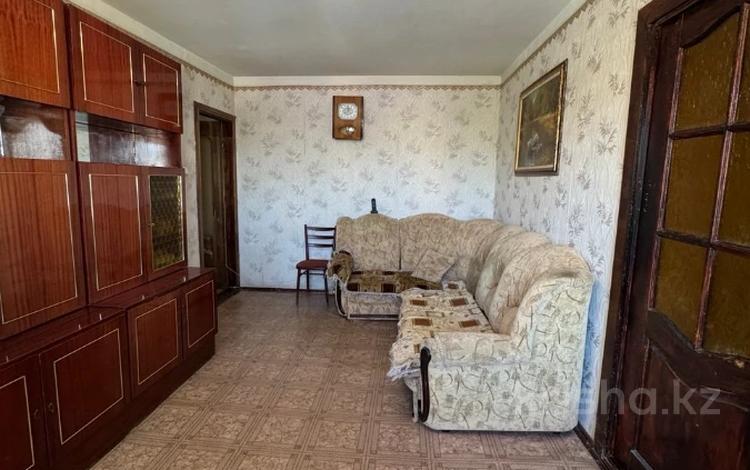 3-бөлмелі пәтер · 60.5 м² · 4/5 қабат, Азаттык 129, бағасы: 16.5 млн ₸ в Атырау, мкр Жилгородок — фото 4