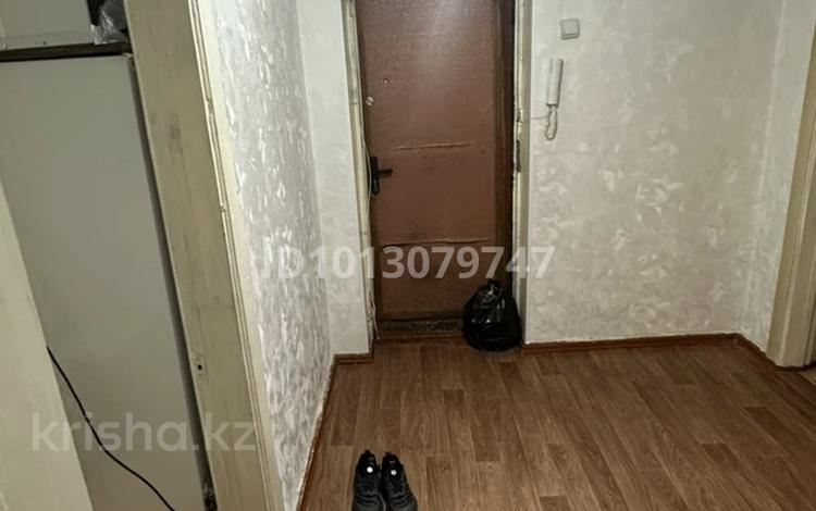 3-бөлмелі пәтер · 75 м² · 4/5 қабат, Абая 87 — глазная больница, бағасы: 23 млн ₸ в Таразе — фото 2
