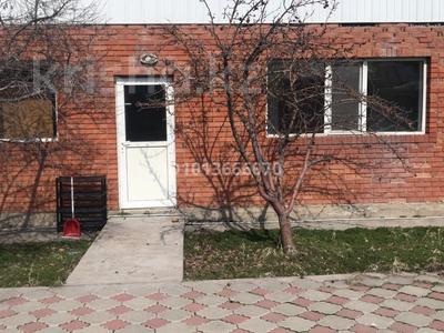 Отдельный дом · 5 комнат · 402 м² · 10 сот., Жангозина — Район центральной больницы за 150 млн ₸ в Каскелене