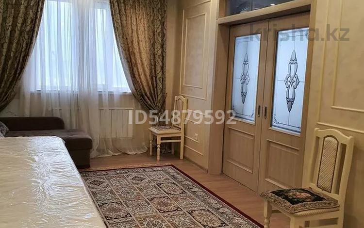 2-комнатная квартира · 62 м² · 5/12 этаж, Сатпаева — Тлендиева за 360 000 〒 в Алматы, Бостандыкский р-н — фото 2