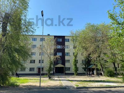 Продажа квартир в Жамбылской обл.: 1-комнатная квартира · 18 м² · 5/5 этаж, Толе би 11 за 2.5 млн 〒 1-комнатная квартира · 18 м² · 5/5 этаж, Толе би 11 за 2.5 млн 〒 в Таразе