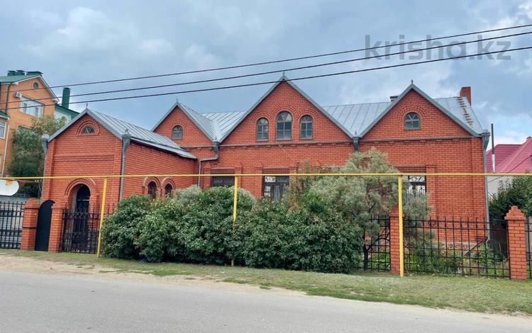 Отдельный дом · 8 комнат · 391 м² · 18 сот., Карбышева за 170 млн 〒 в Костанае — фото 2