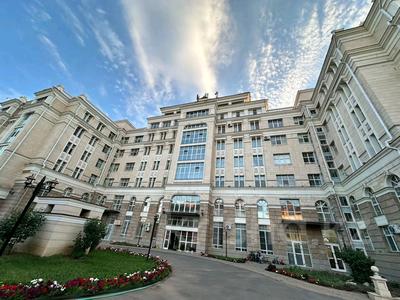5-бөлмелі пәтер · 210 м² · 3/7 қабат, Амман 2-6, бағасы: 1.5 млн ₸ в Астане, Алматы р-н